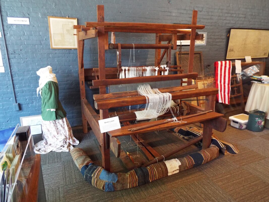 KY_Rev_War_Era_Barn_Loom_MCHS
