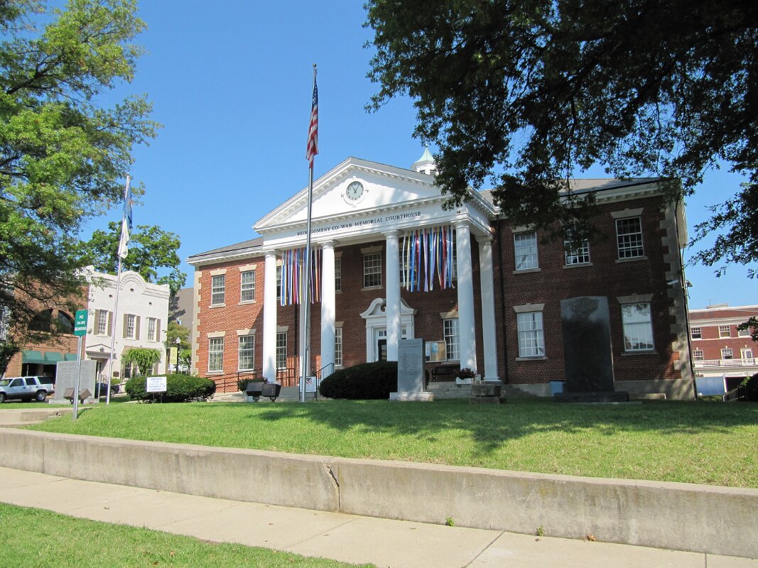 mount_sterling_ky_courthouse